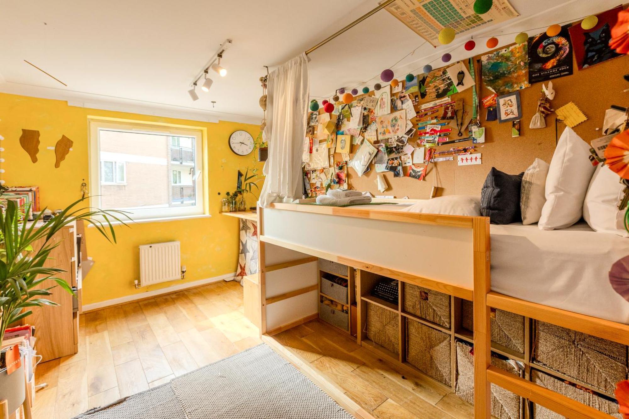 Parkside 3br Flat In Stoke Newington With Parking *