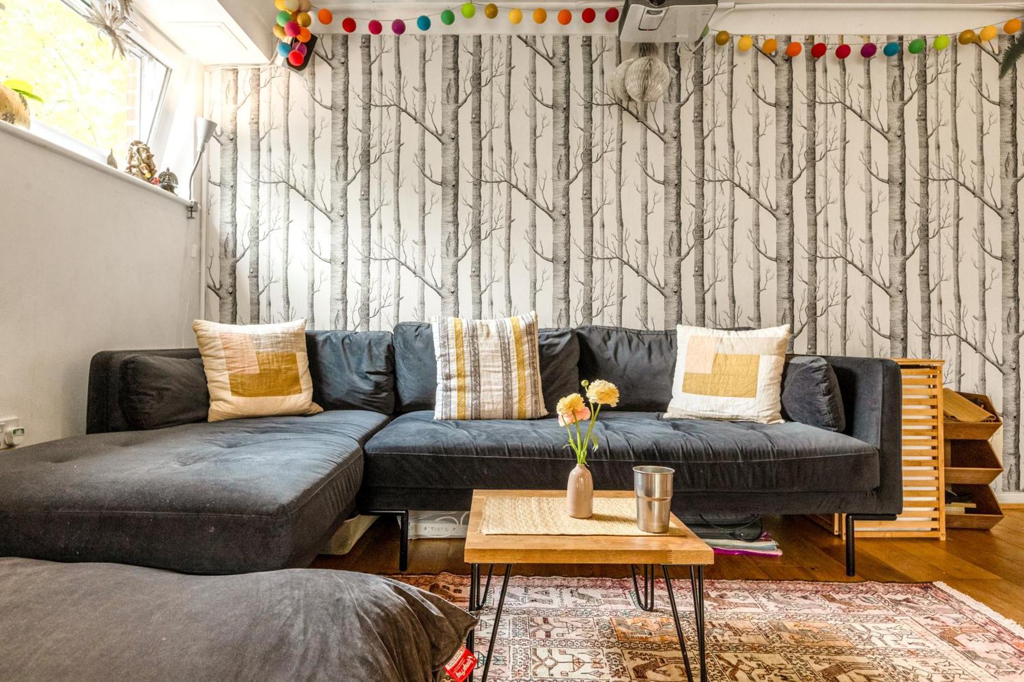Apartment Parkside 3br Flat In Stoke Newington With Parking London