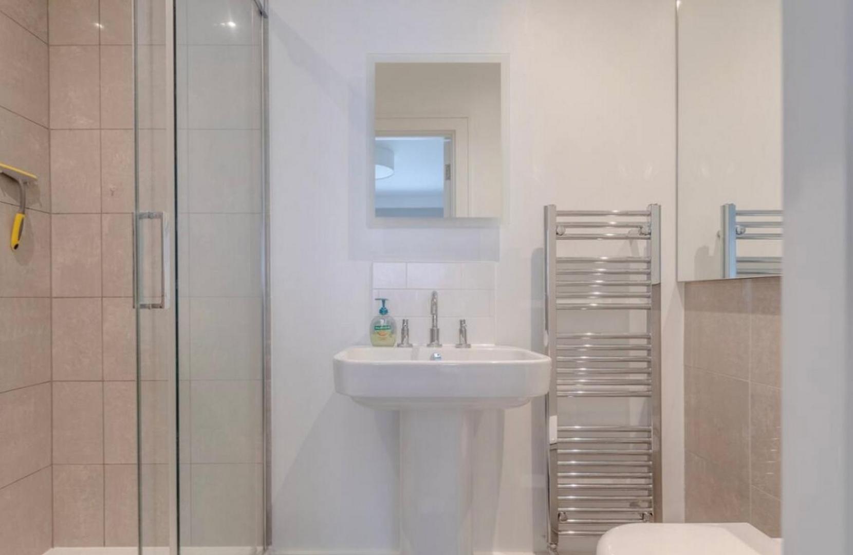 Apartment Modern 2bd Apartment: Comfort In Every Corner *