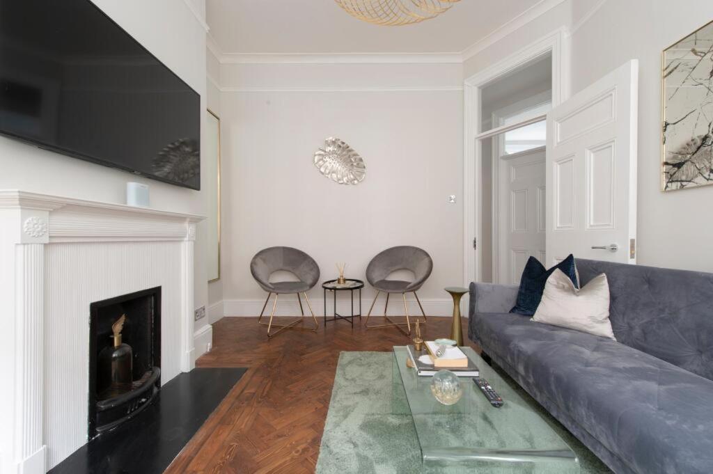 Newly Renovated 4 Bed In Marylebone - Sleeps 8 London