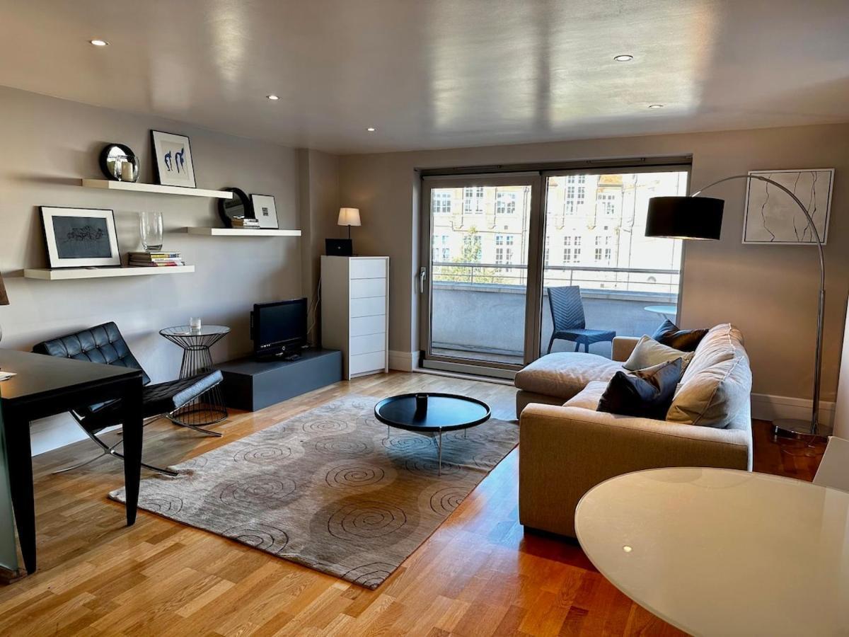 Apartment Luxury 1 Bed Flat With Parking, Clapham Junction *