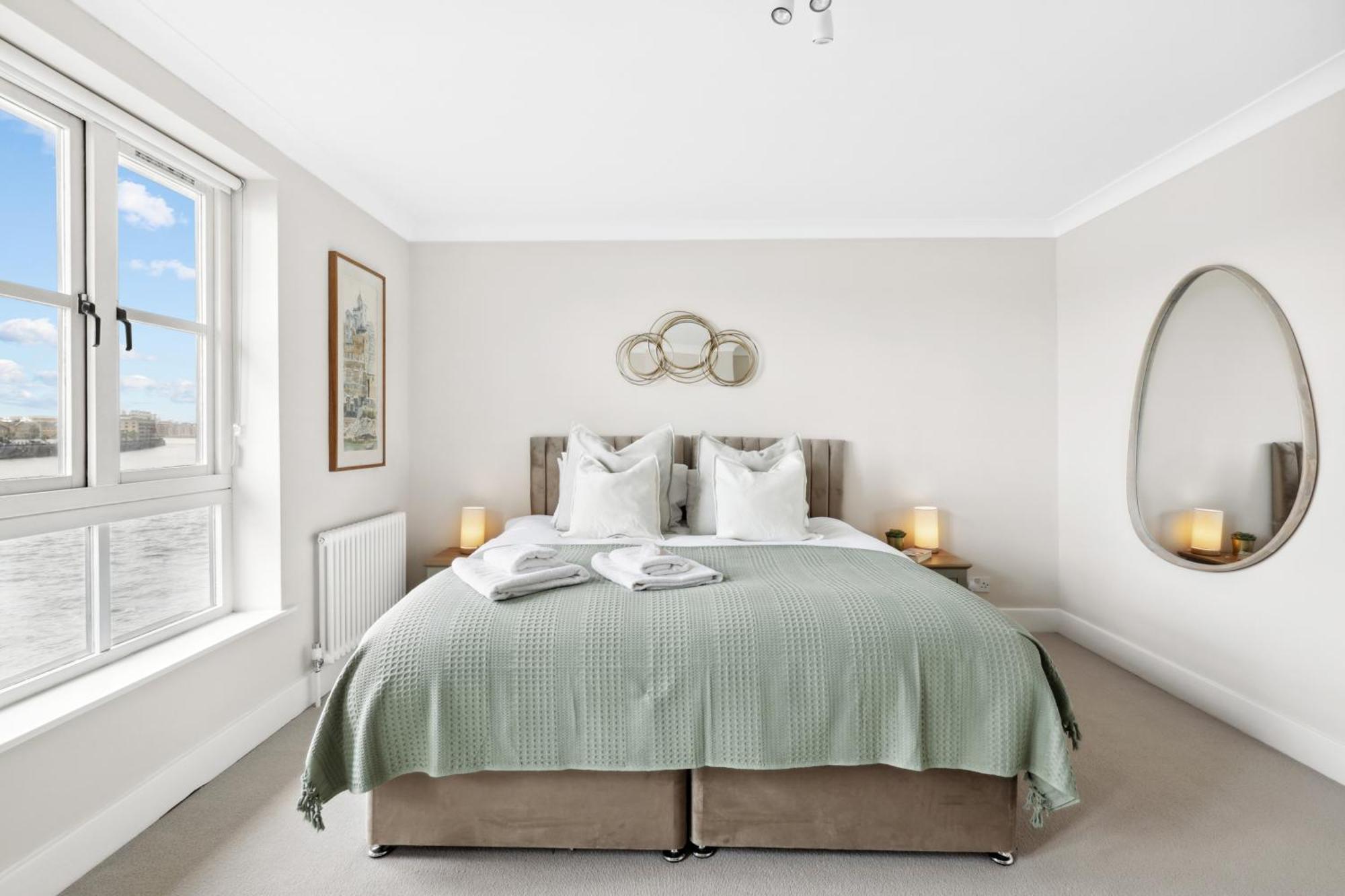Apartment 4-bedroom In Limehouse *