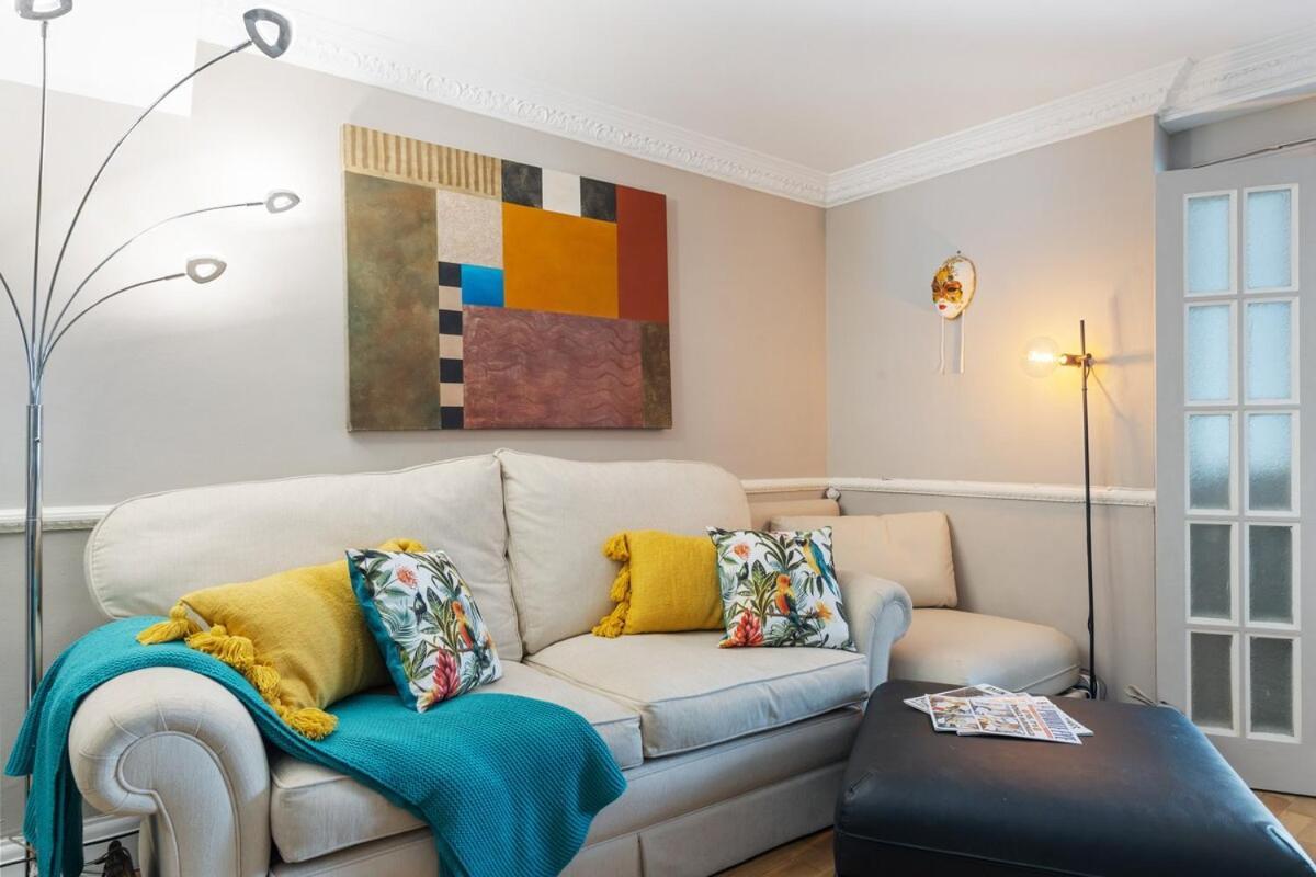 Hyde Park Family Apartment *