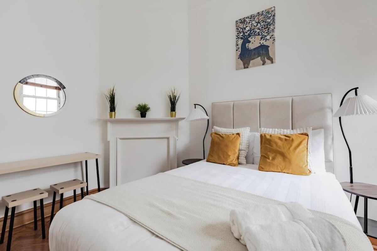 The Earl's Court Haven * London