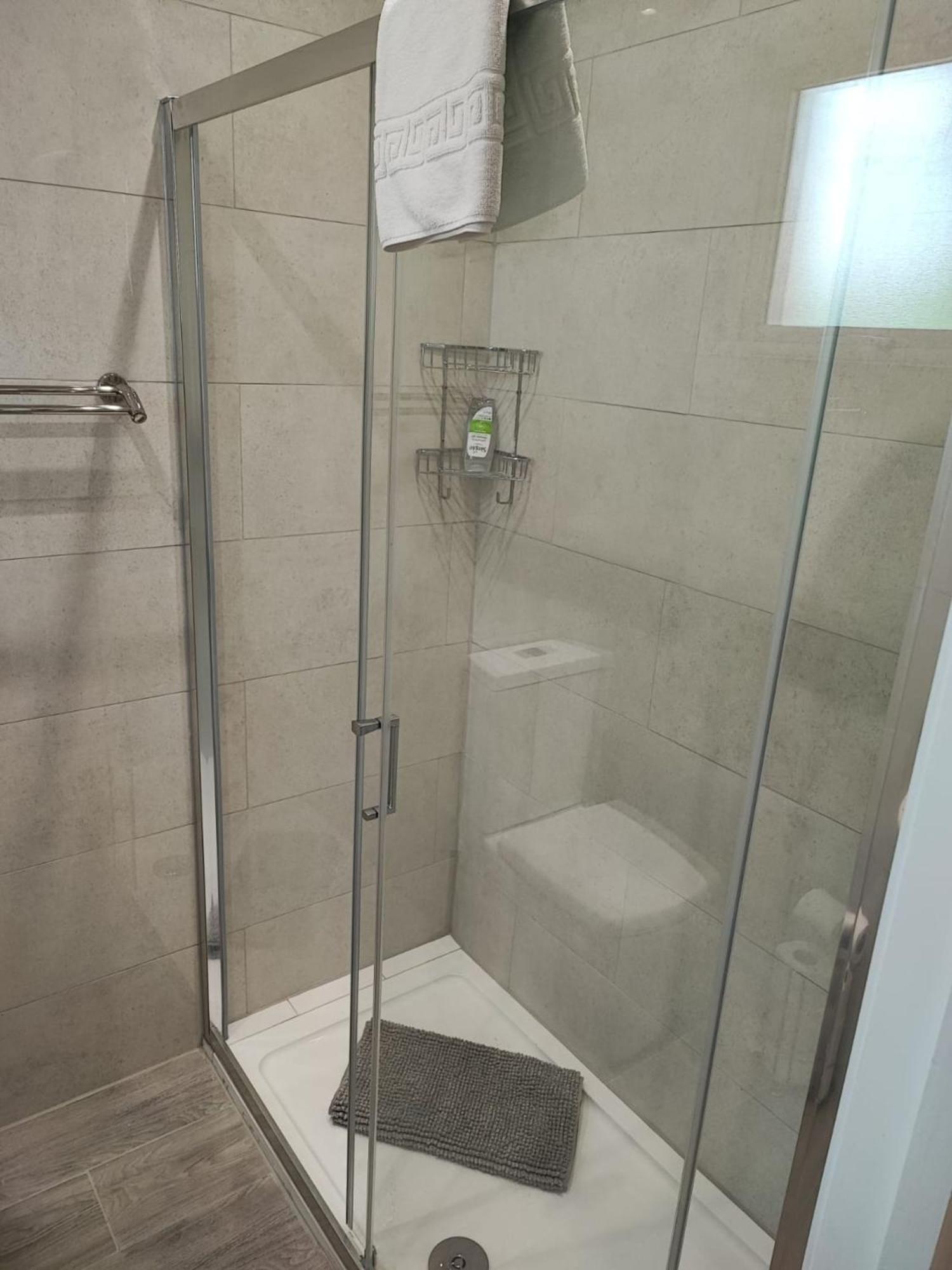Beautiful Ac Up To Six,12 Min By Tube From Oxford Street,ac London
