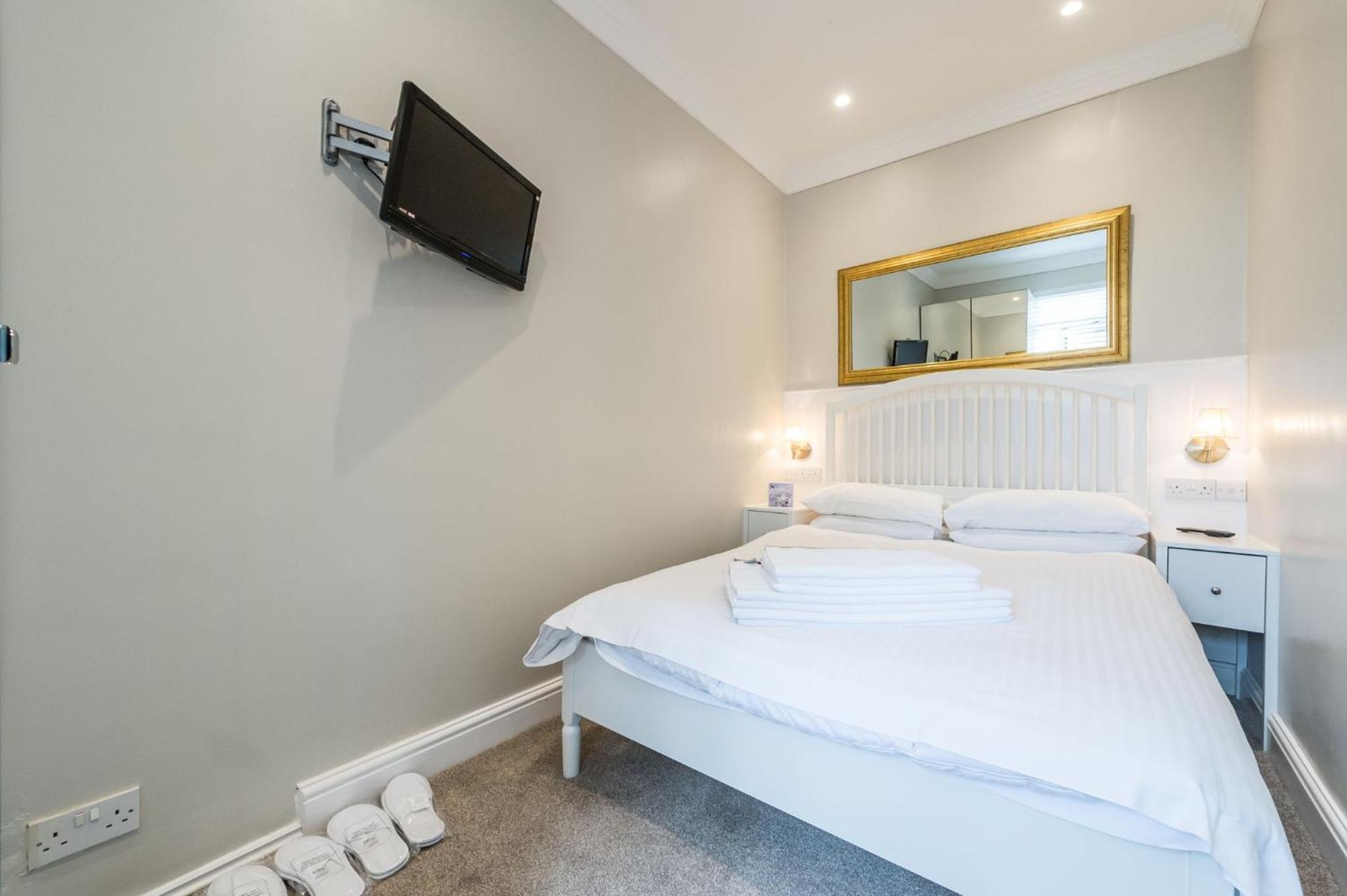 Beautiful Ac Up To Six,12 Min By Tube From Oxford Street,ac Apartment London