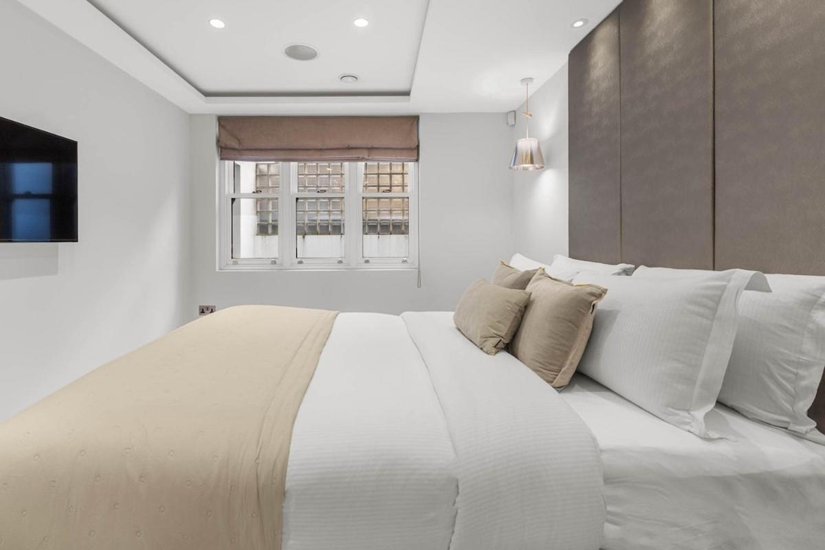 Sleek 2 Bedroom Hideaway Close To Hyde Park