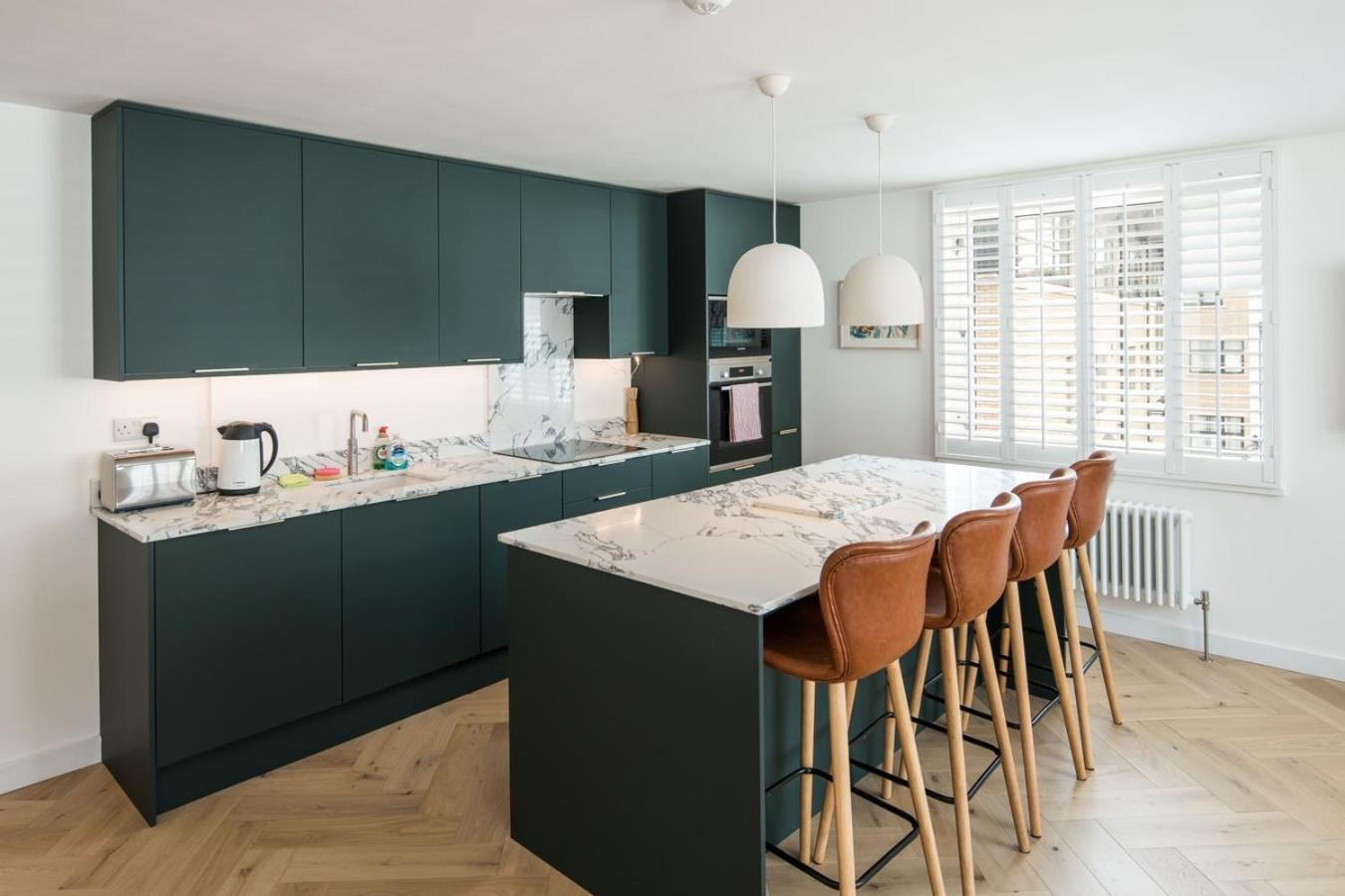 2bed 2bath Stunning Shoreditch Apartment