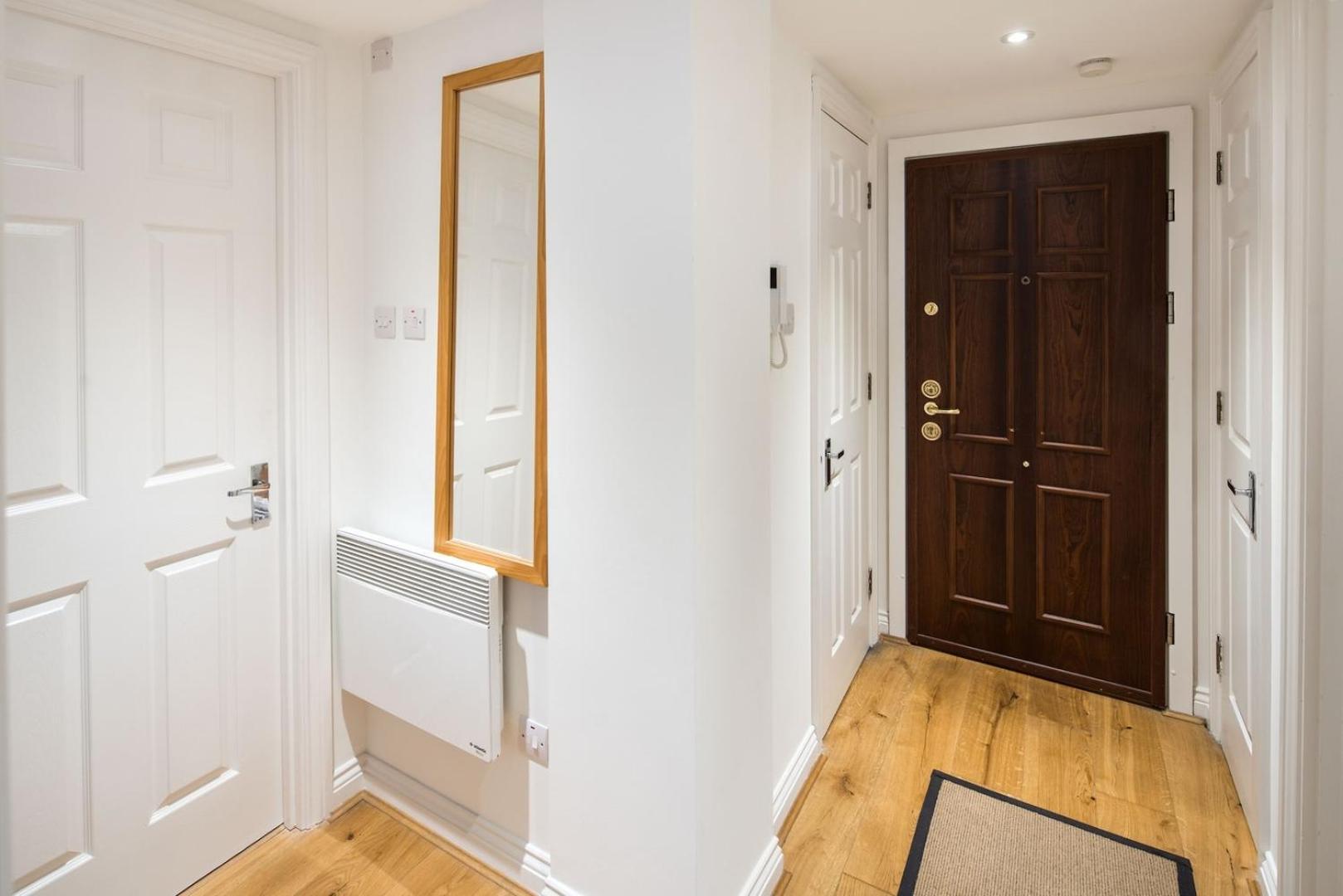 1bd Modern Oasis: Near Attractions Leilighet London