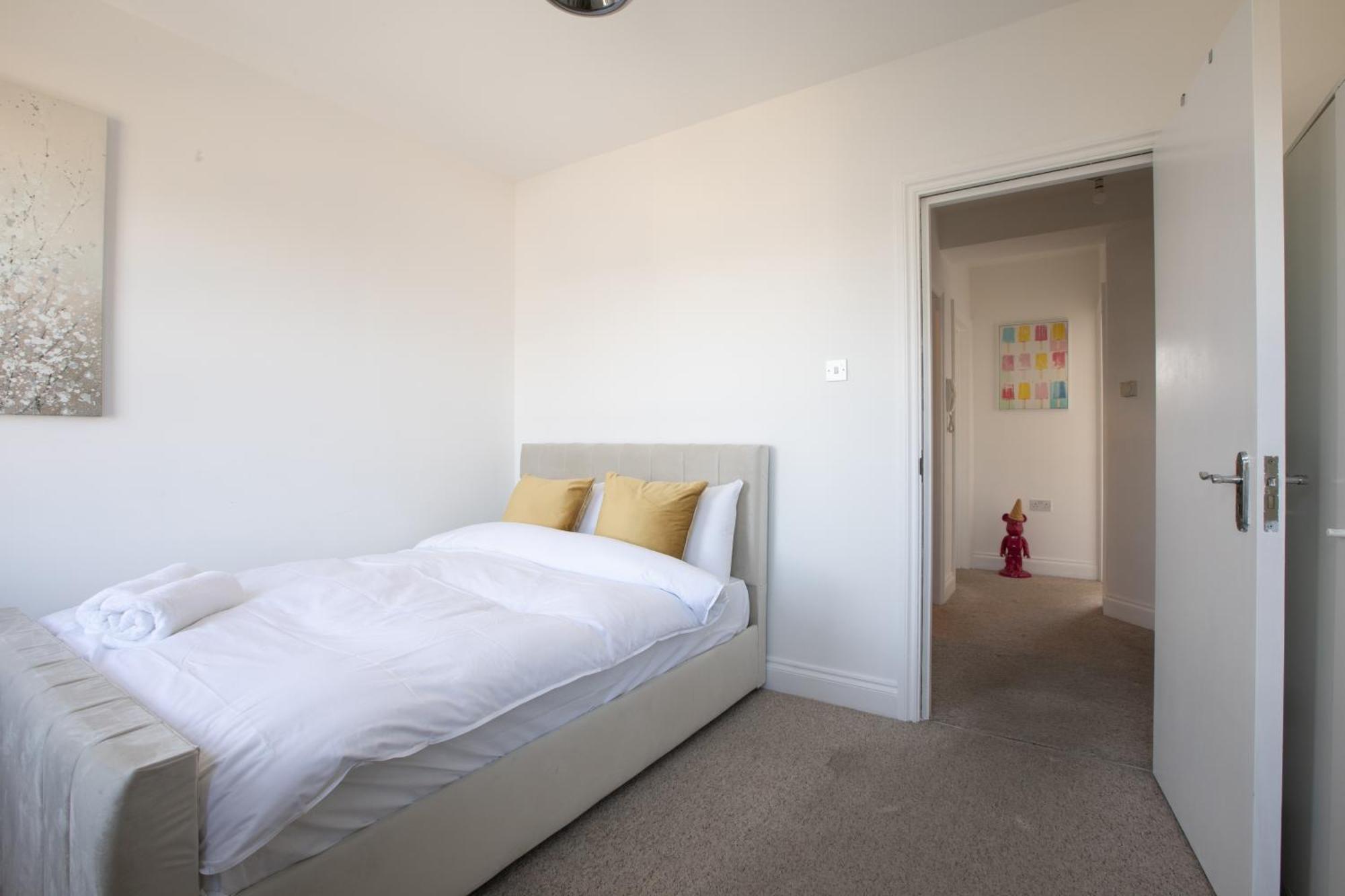 Apartment Camden Town 1-min To Station Sleeps 5 *