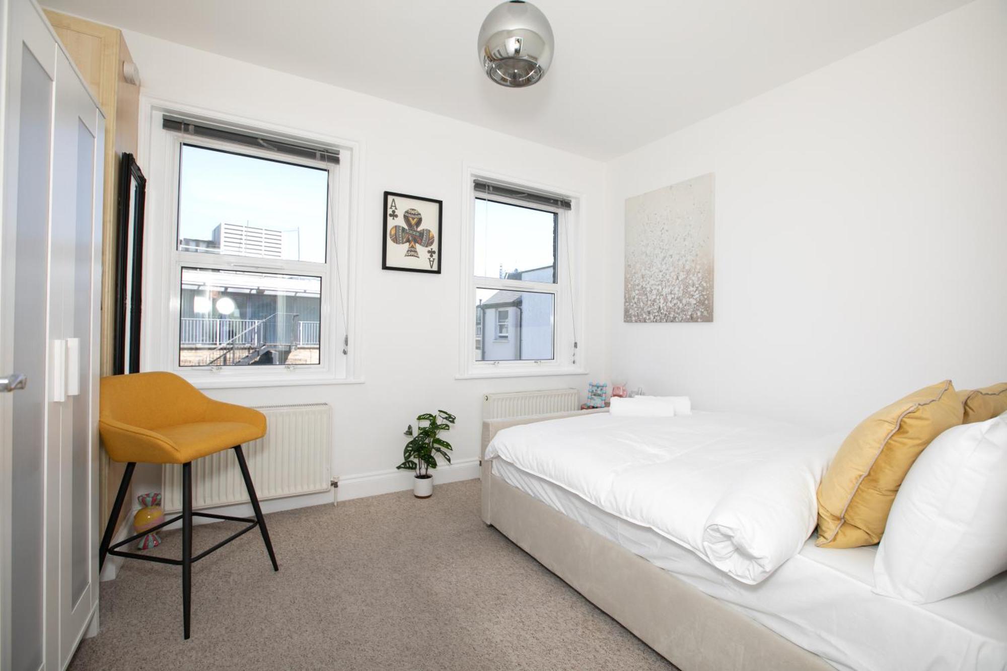Camden Town 1-min To Station Sleeps 5