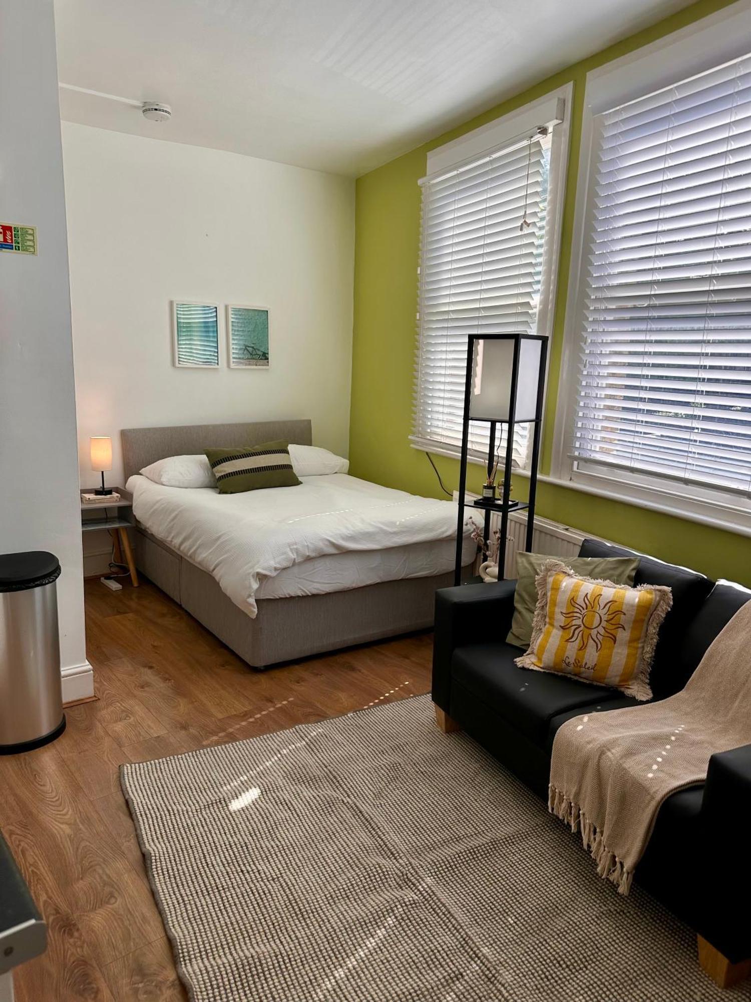 Euston Escape - 1 Min Walk Apartment London