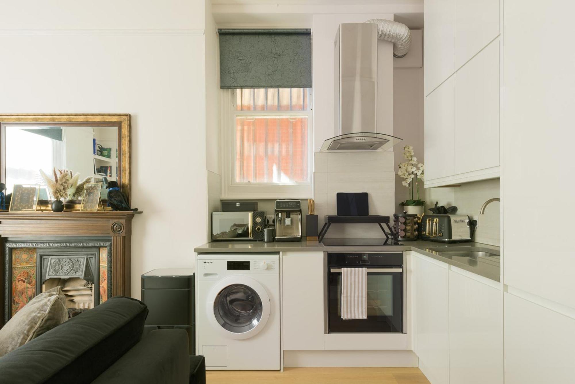 22 Ravenson Kensington Exclusive Olympia Escape
