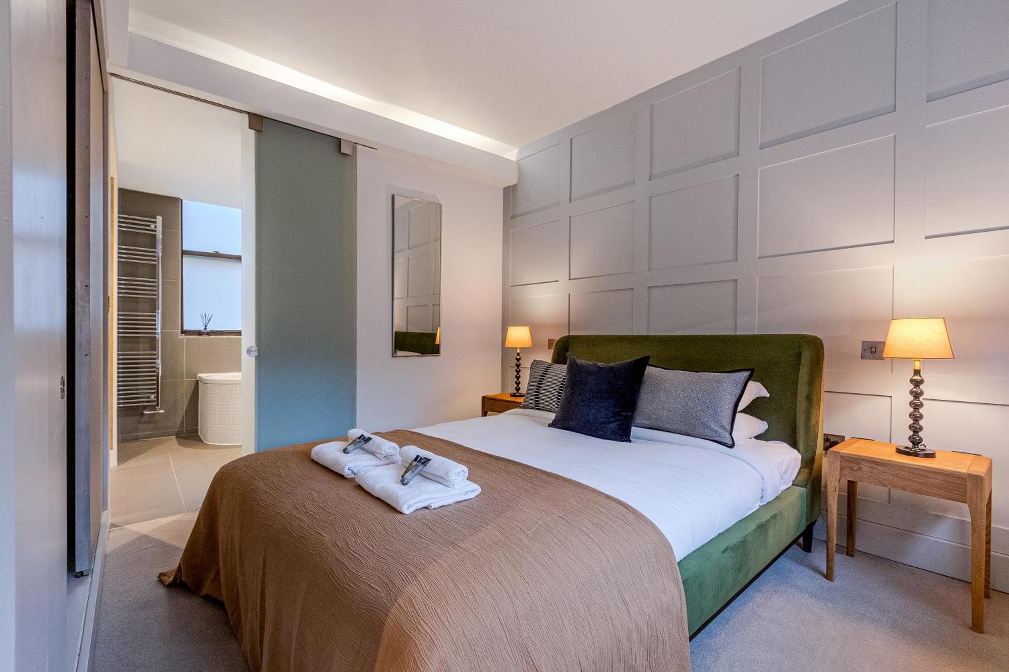 St Paul's I Your Apartment