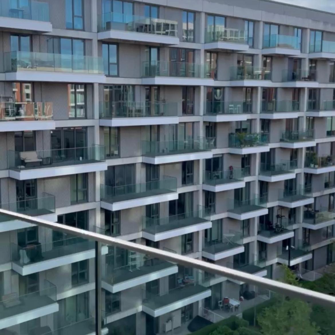 Royal Docks 1 Bedroom *
