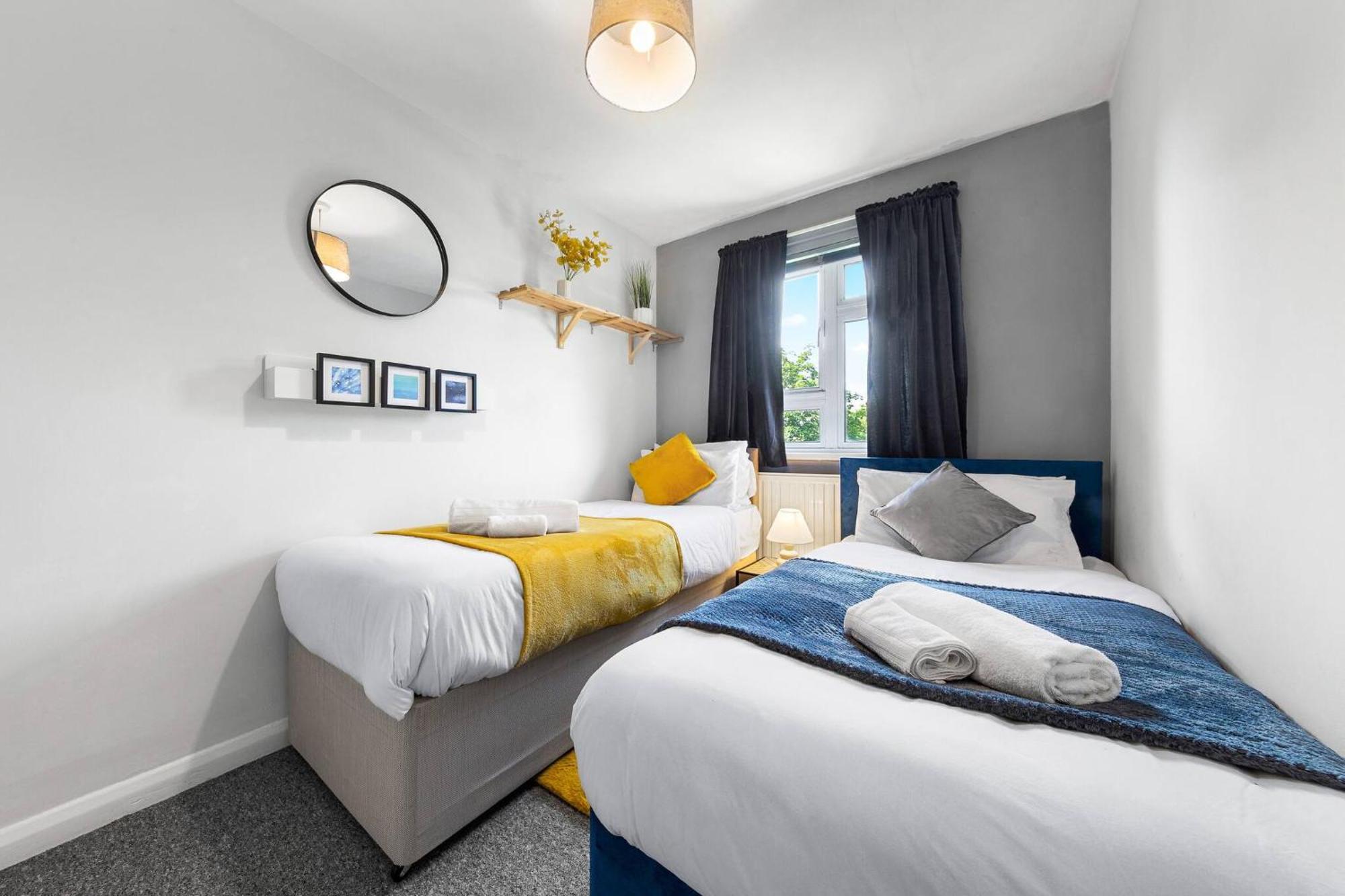 Trinity - Twin Guest house *