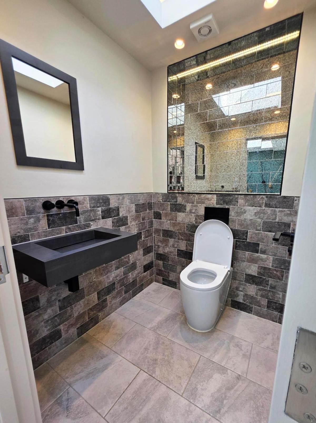 Chic 2 Bedroom Modern Cave House Feriehus *