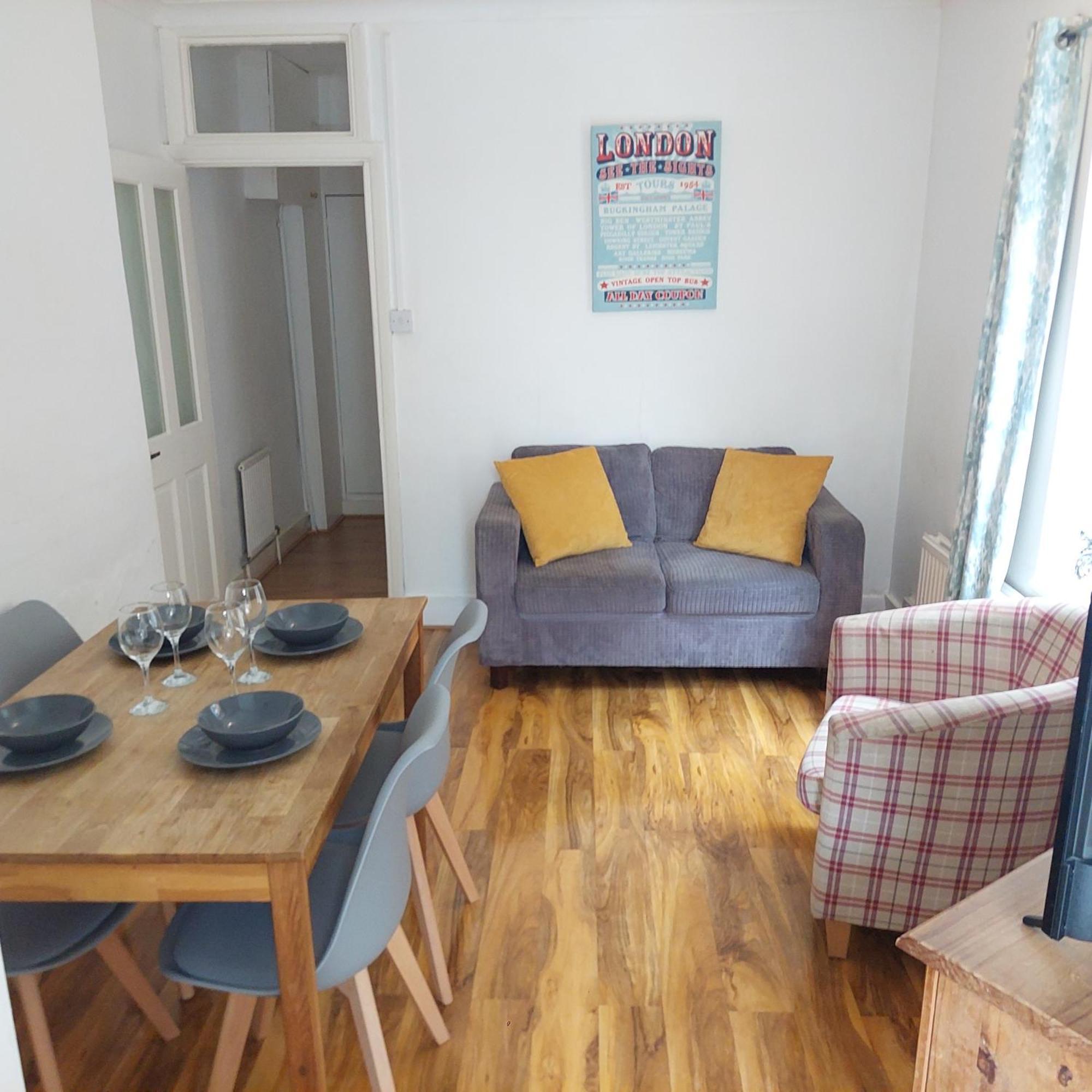 Appartement 4 Bedroom Apartment&2 Bedroom