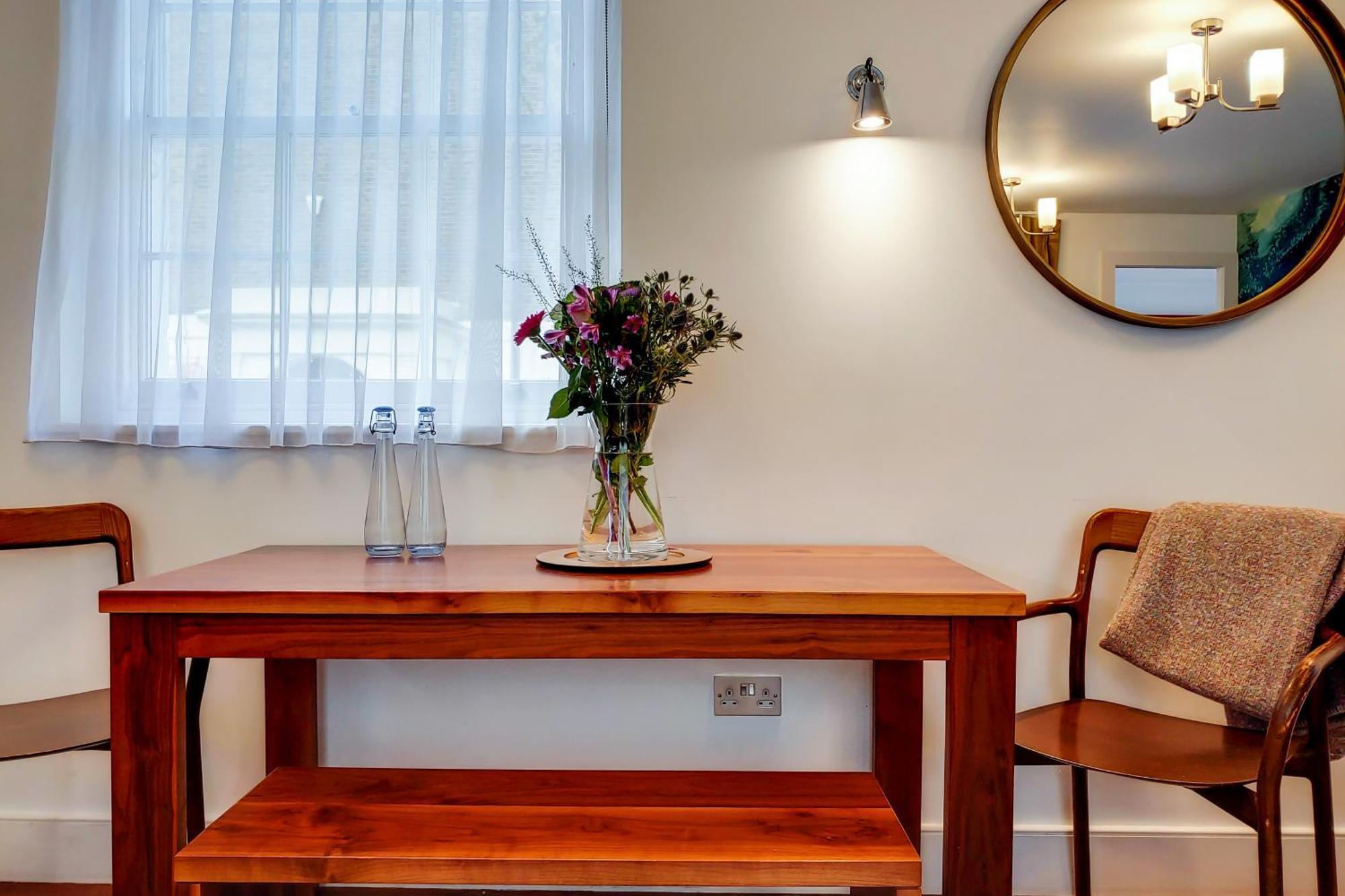 Residences At The Gyle - Apartamento *