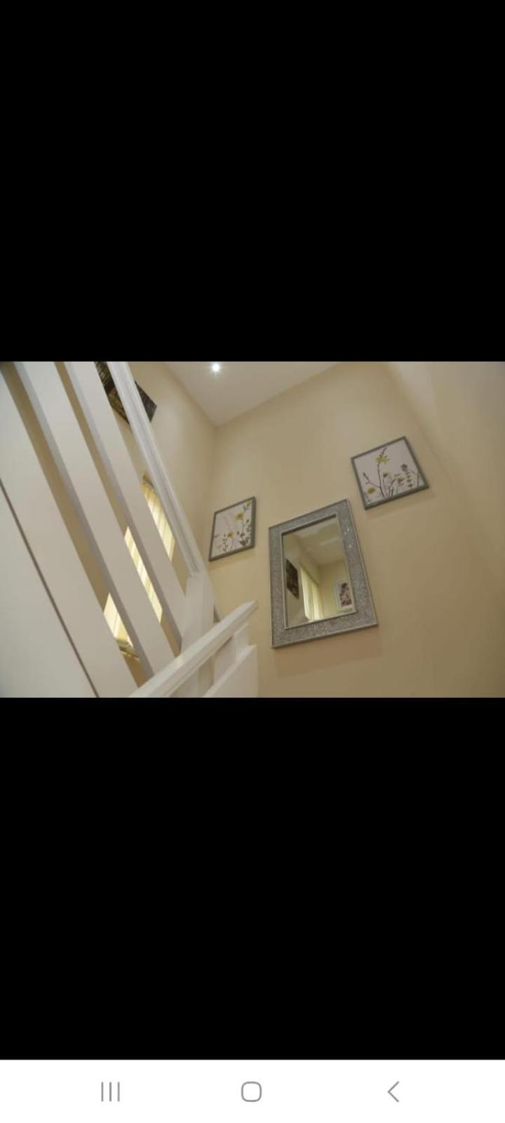 Twin Budget Room *