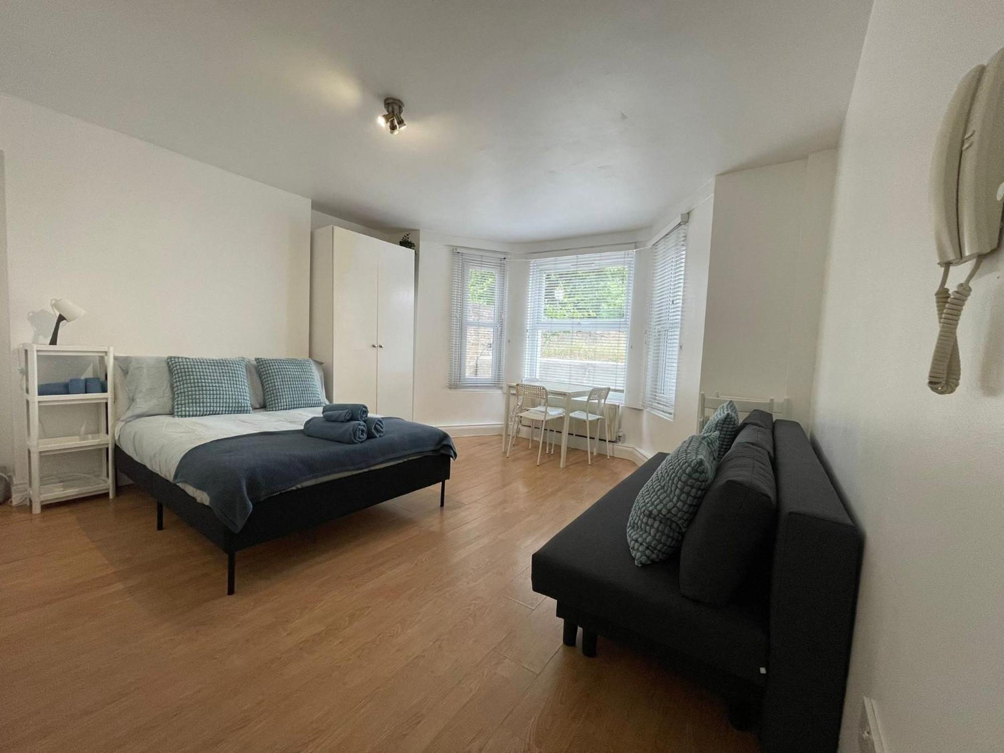 London Studio Stays *