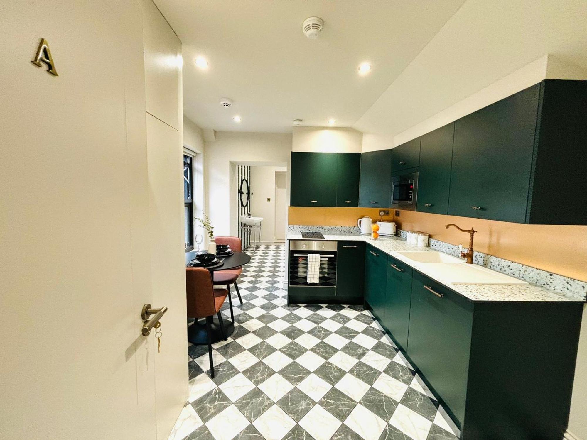 Apartment 99 Apartment, Trendy Location