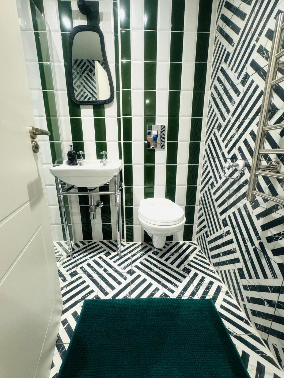 99 Apartment, Trendy Location Apartment