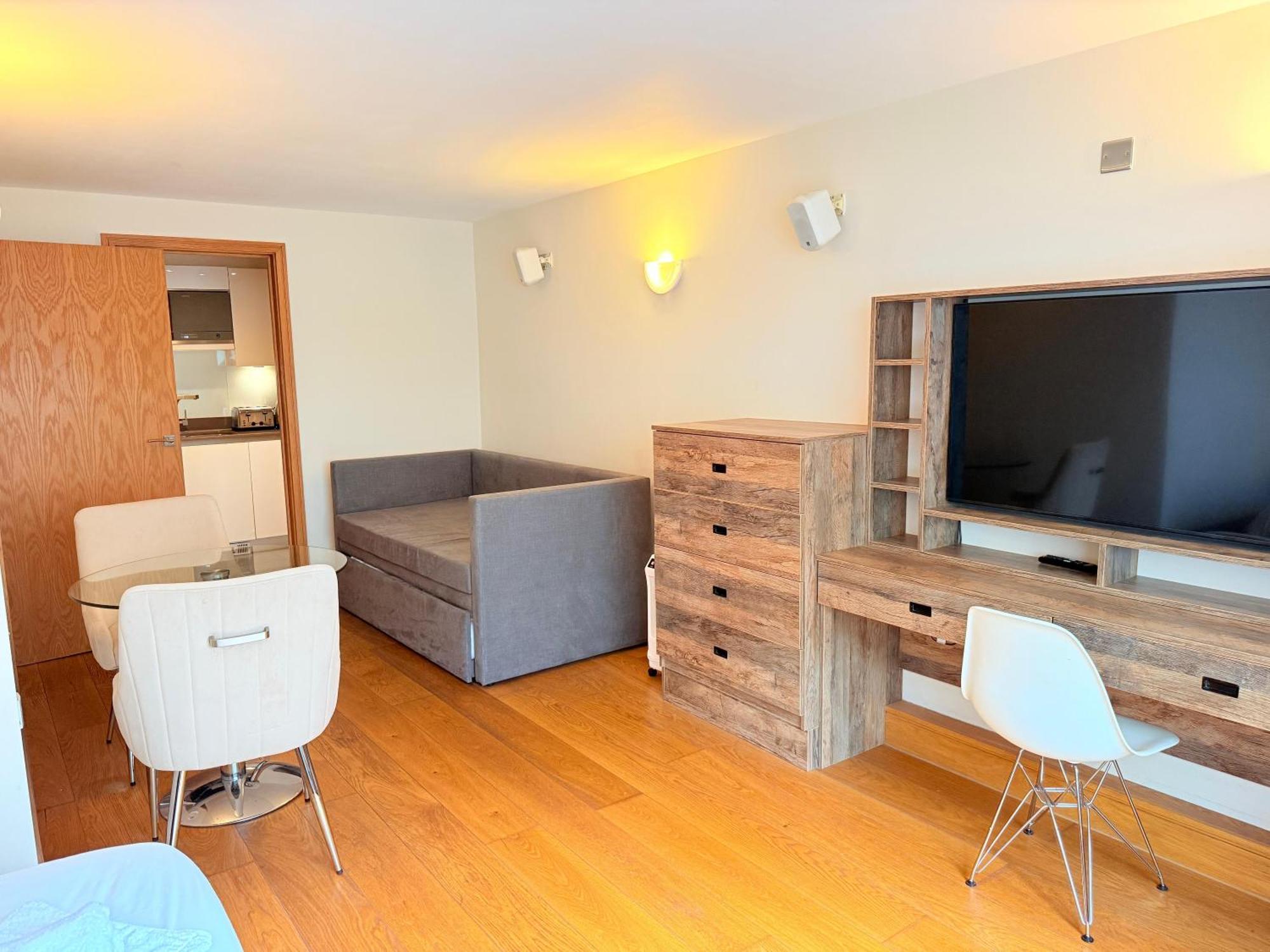 Westwood House Apartamento *