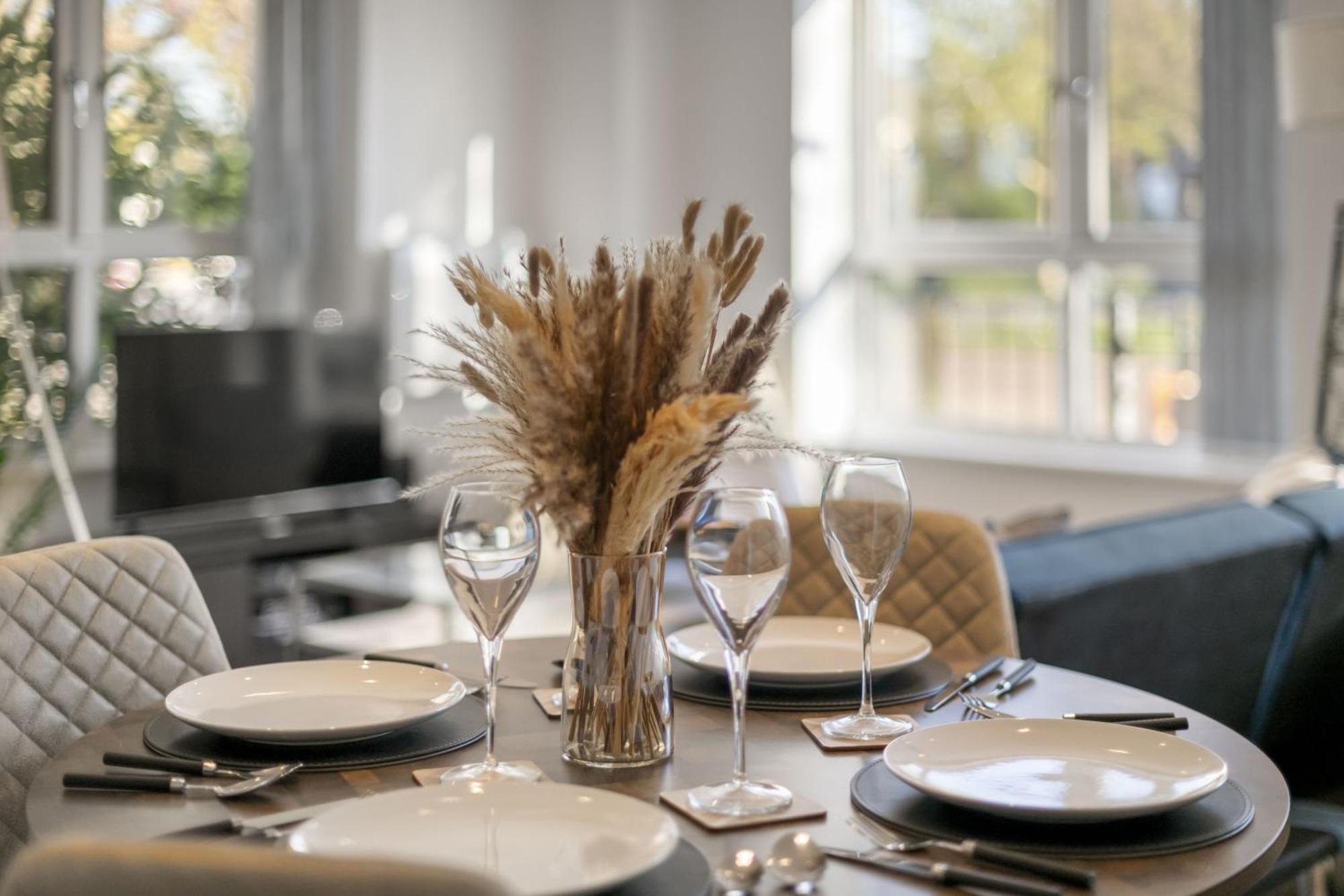 2 Bdr, Wembley Stadium, Parking, Family Friendly Appartement *
