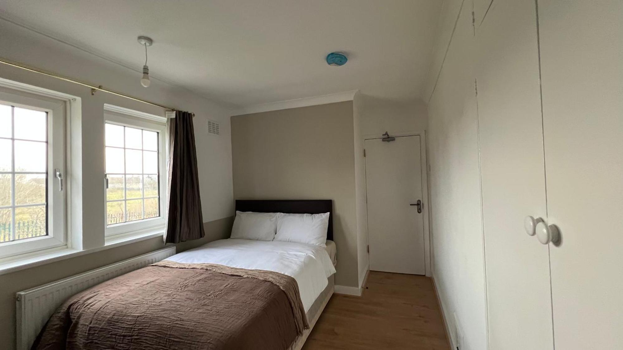 Homely 5-bed Greenwich With Free Parking And A Large Garden *