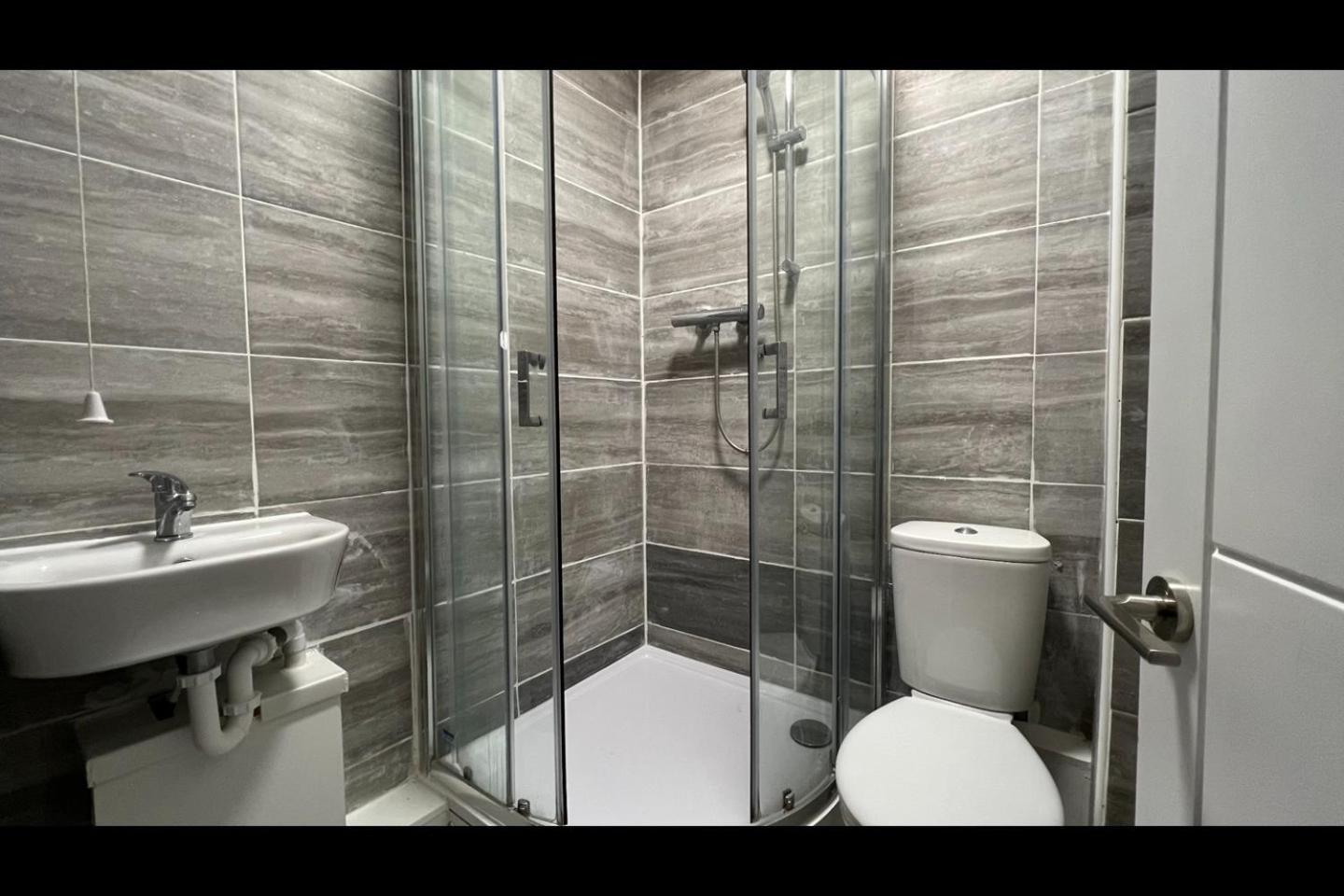 Homely 5-bed Greenwich With Free Parking And A Large Garden Apartment London
