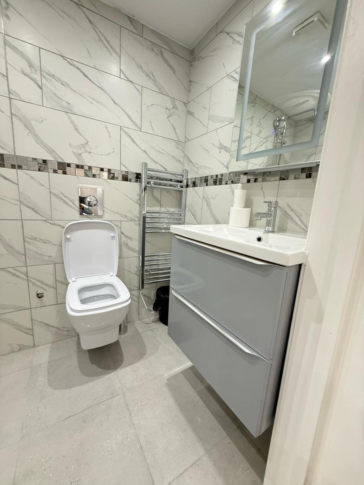 Bell Street 2 Bedroom Flat B Apartment