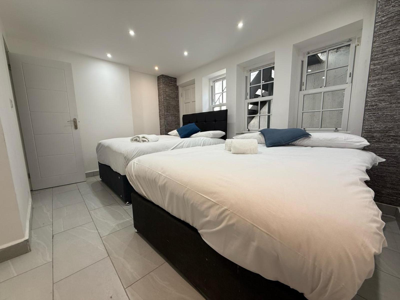 Bell Street 2 Bedroom Flat B Apartment London