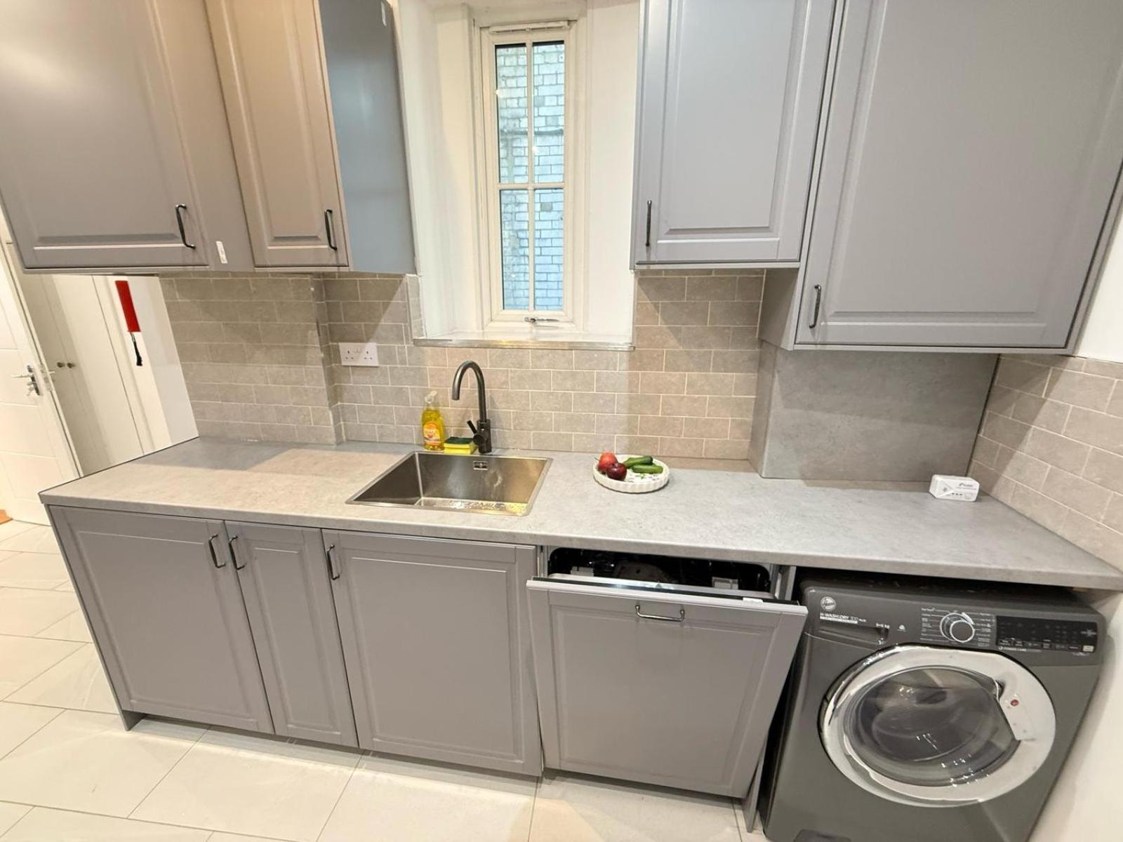 Bell Street 2 Bedroom Flat B Apartment *