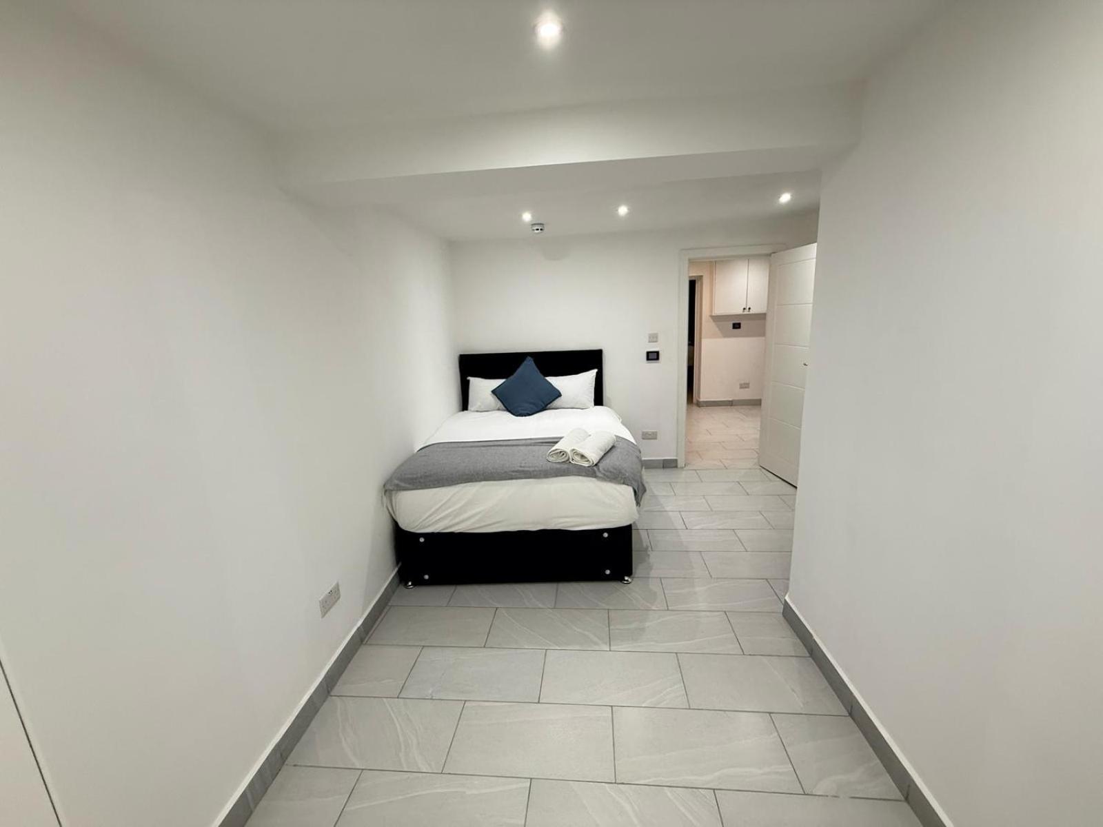 Bell Street 2 Bedroom Flat B Apartment
