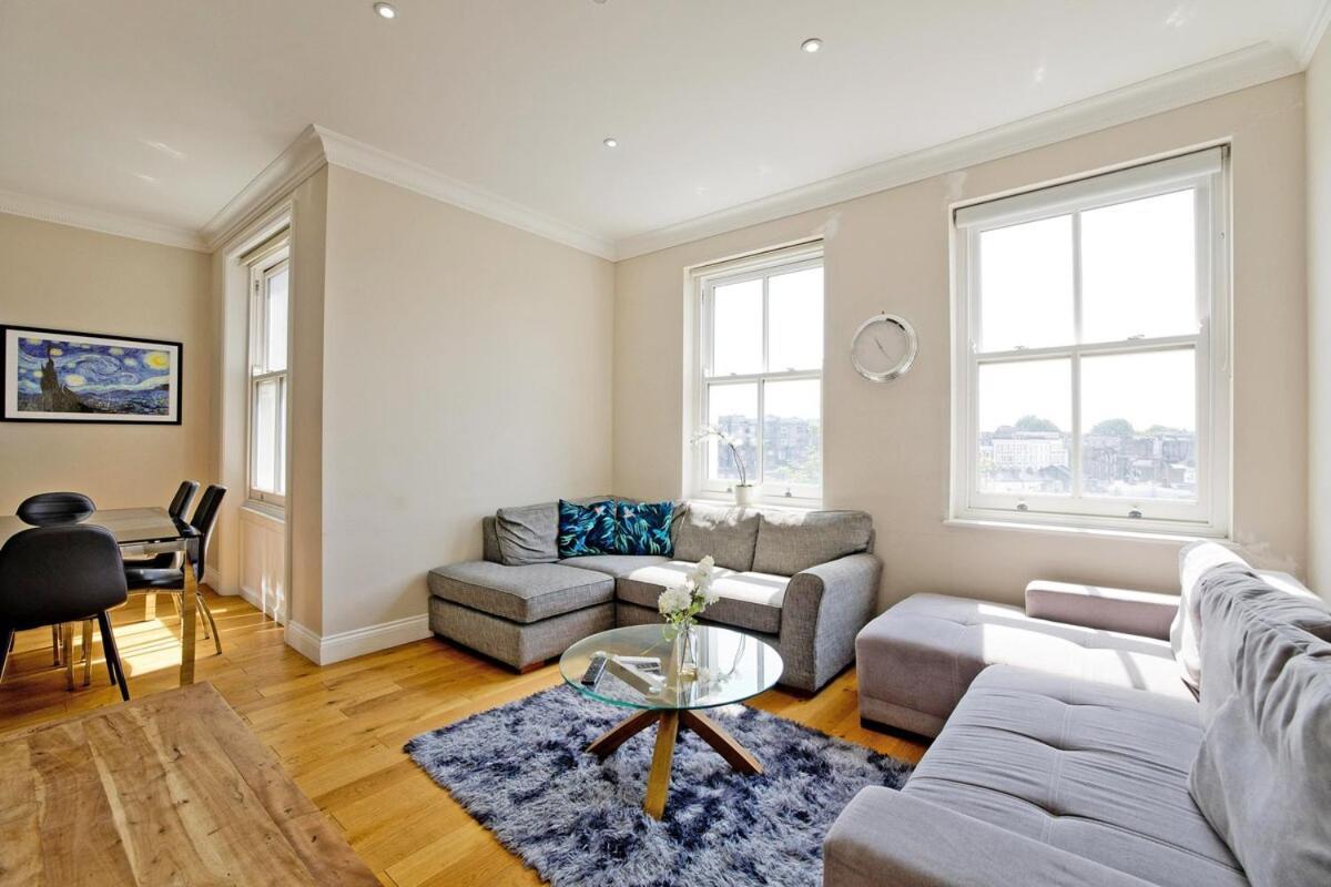 Bright & Modern 2br Flat In Kensington Appartement Londen
