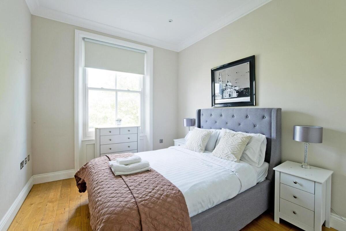 Bright & Modern 2br Flat In Kensington * Londen