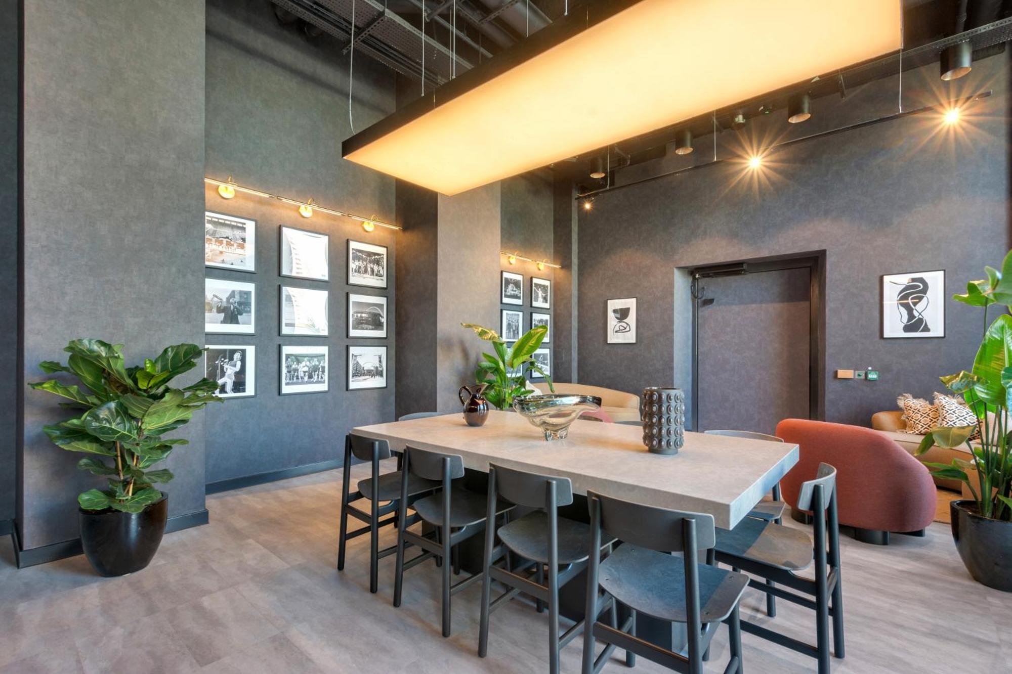 Chic Luna Near Wembley Park By Mysquare Apartment London