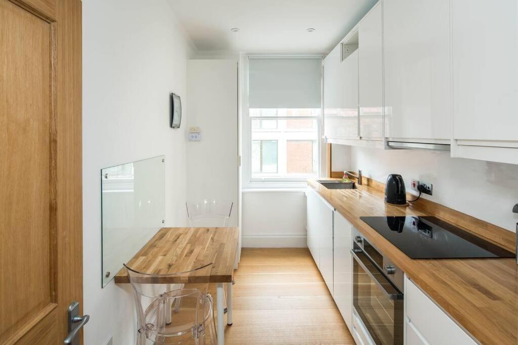 Elegant 1br Near Leilighet *