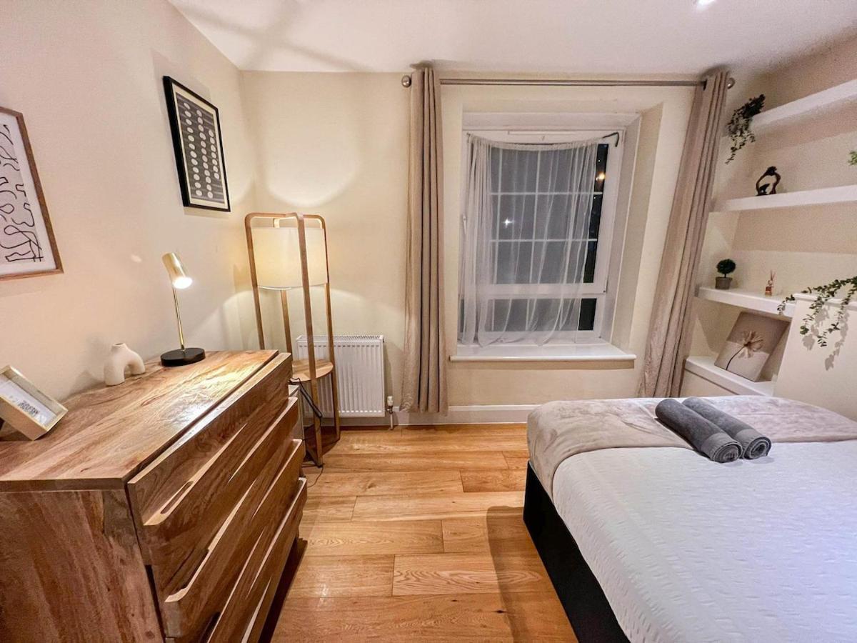 Chic 2-bedroom Flat In Vauxhall Near The Oval Apartment London