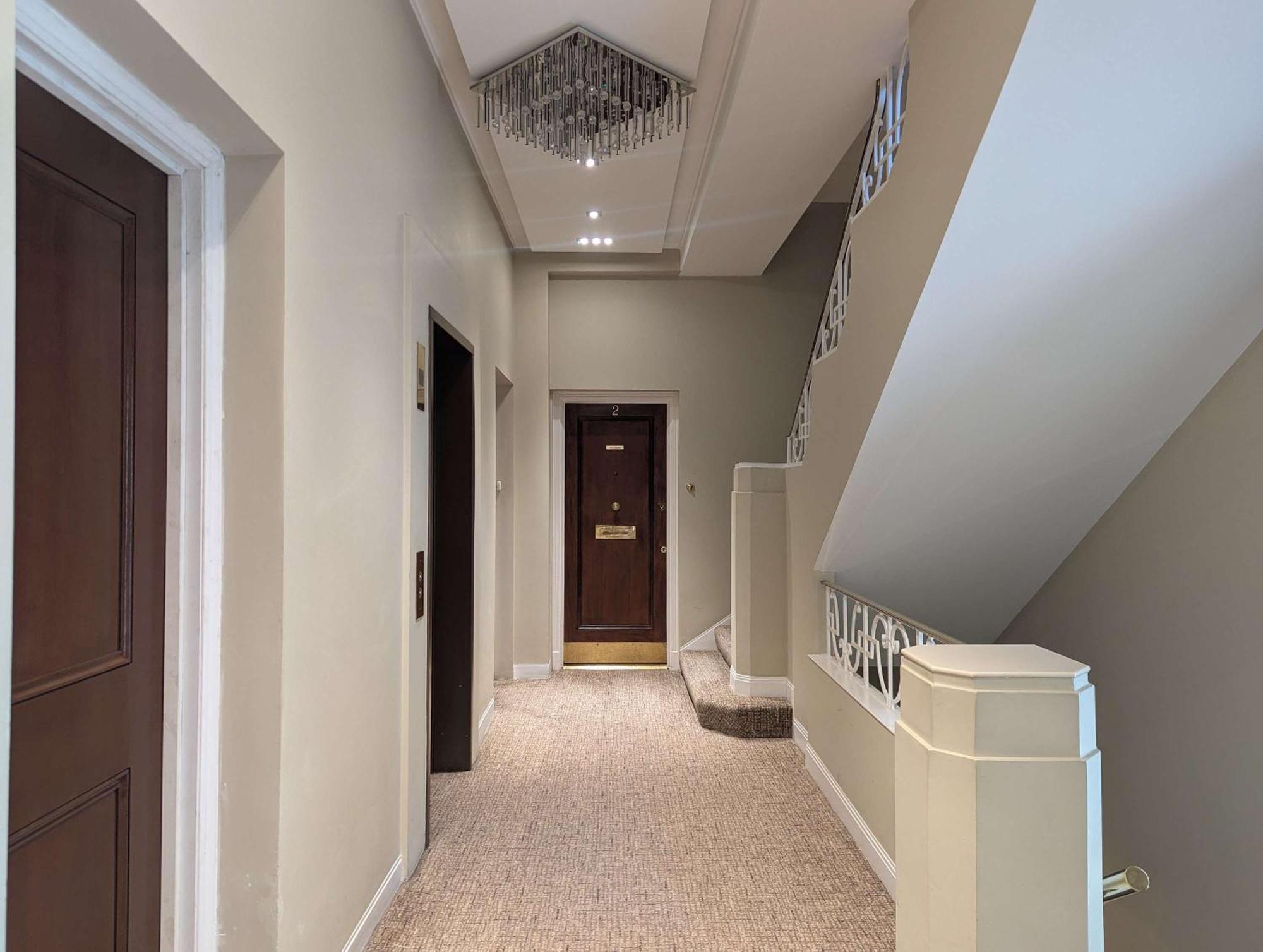 Estatesmen Knightsbridge *