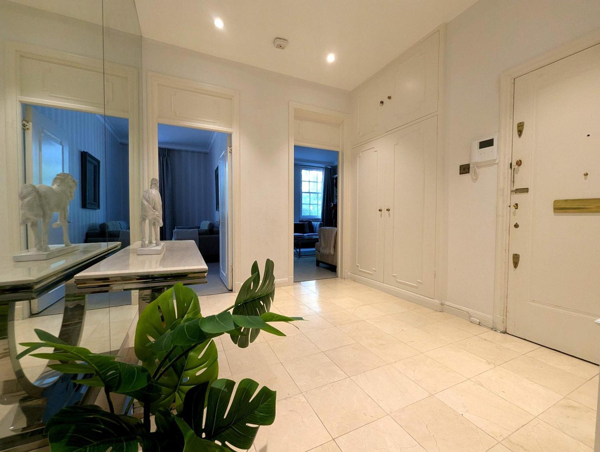 Estatesmen Knightsbridge Apartment