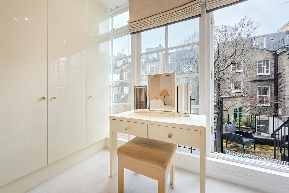 Amazing Westminster Apartment