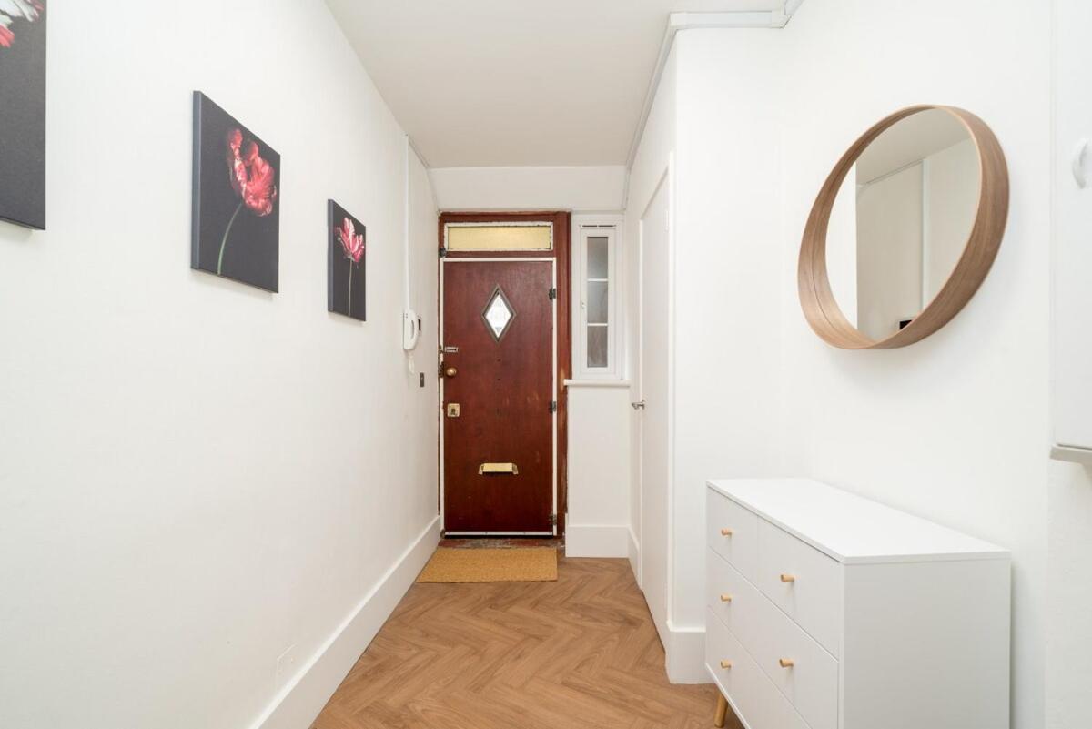Stylish 2br Near Vauxhall Apartment