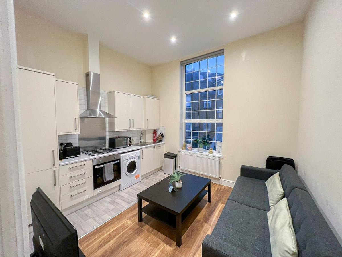 Cosy 2-bedroom Flat With Free Wi-fi In Shepherds Bush Near Westfield Apartment *