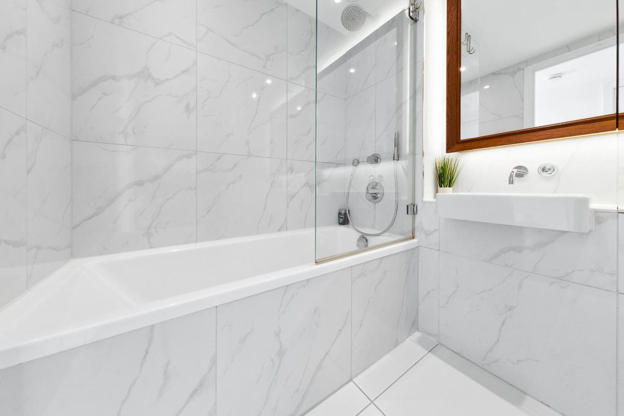 Sky Scraper Luxury 1br Roof Terrace And Gym *