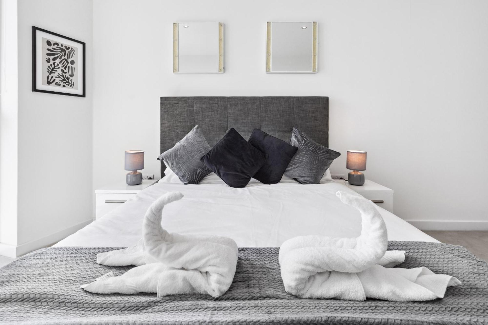 Sky Scraper Luxury 1br Roof Terrace And Gym London