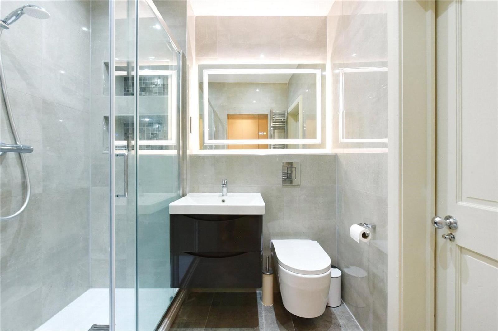 Belgravia Designer - For 4 London