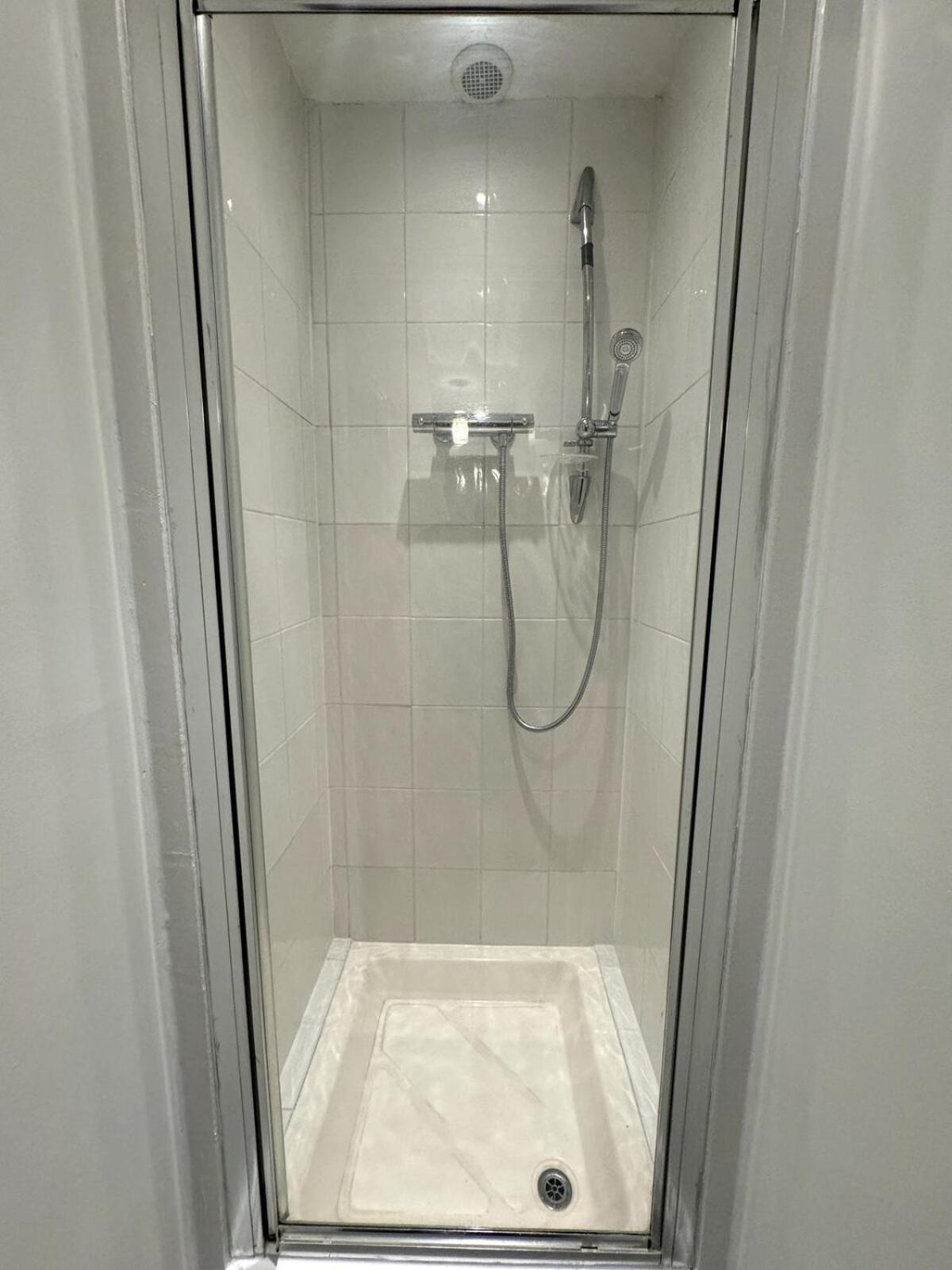 Apartment Warren Street 4 Bedrooms Private Suite *