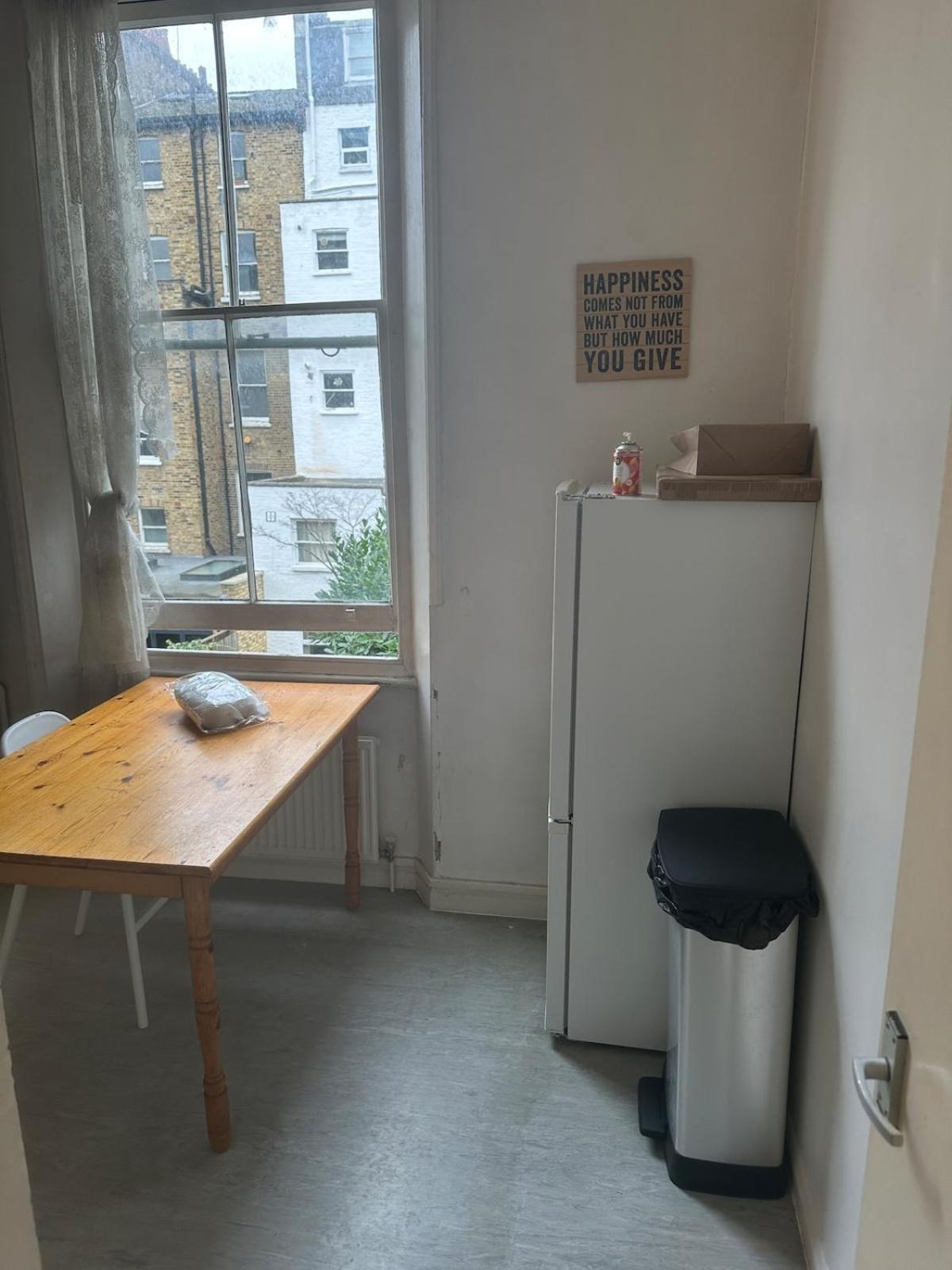Apartment Large - Sleeps 4 -10 Min Walk To Paddington *